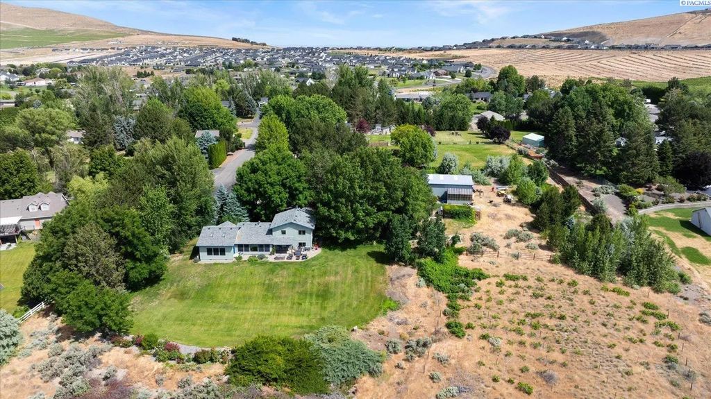 505 S Agua Mansa Ct, Kennewick