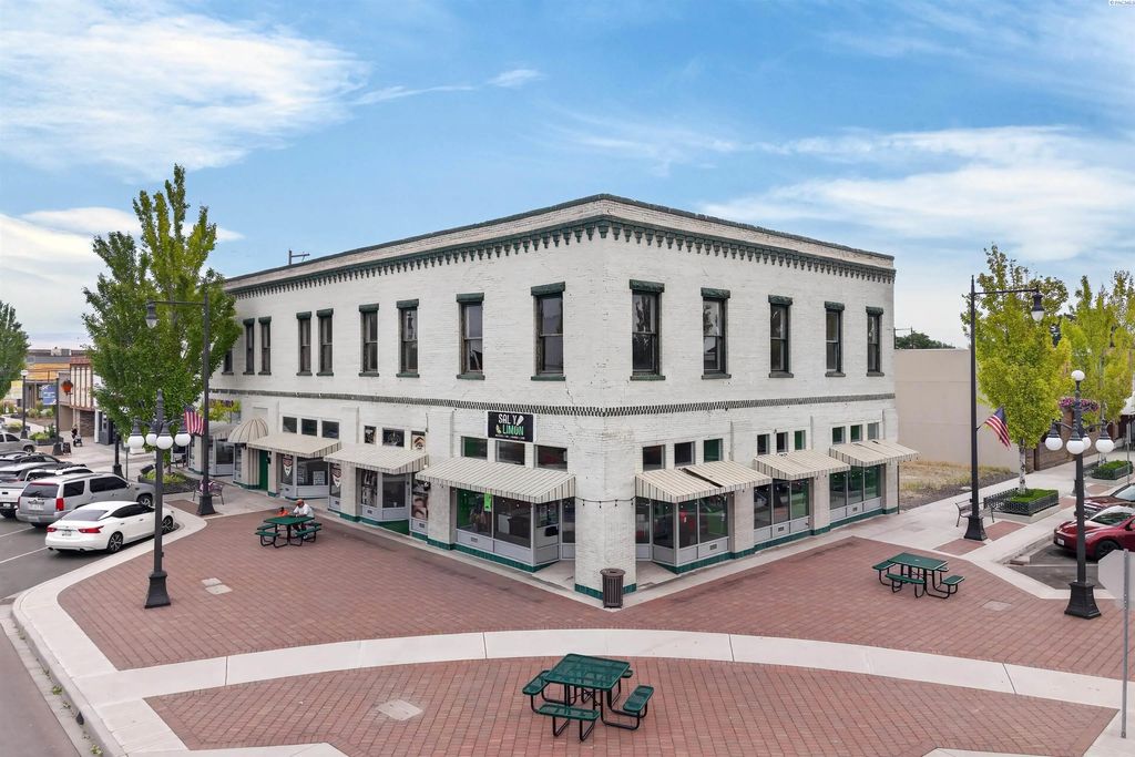600 E Edison Ave, Sunnyside