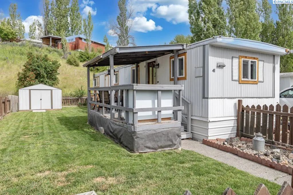 1165 S Grand Ave #41 41, Pullman