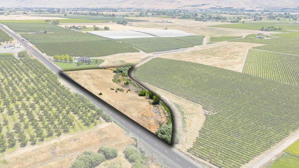 8002 Nka Mccreadie Rd., Prosser
