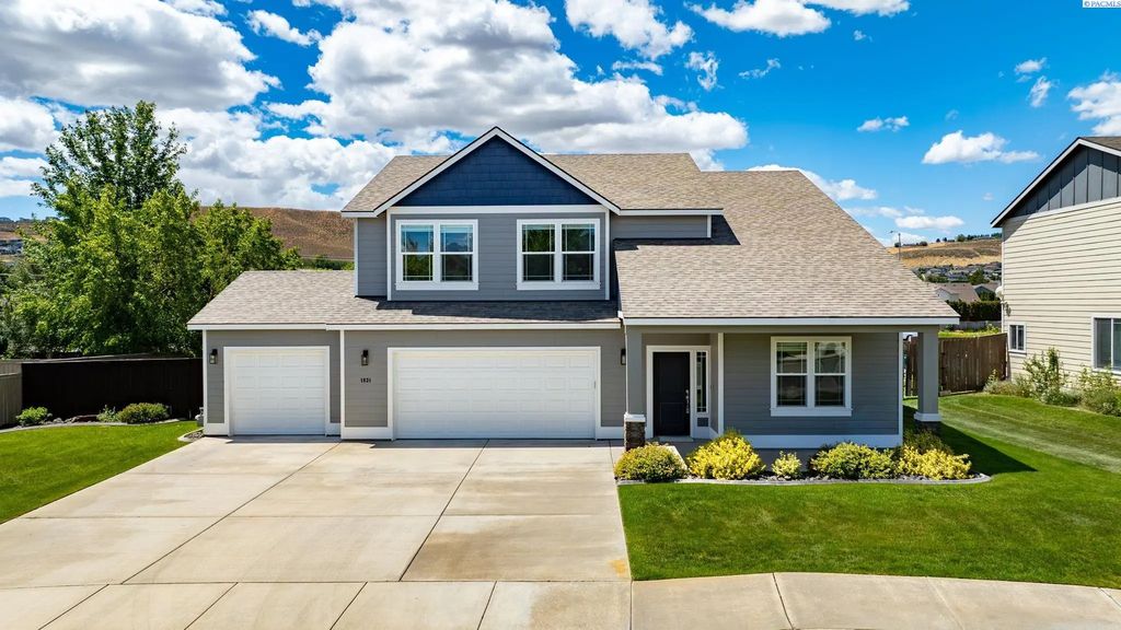 1831 Sagewood Loop, Richland