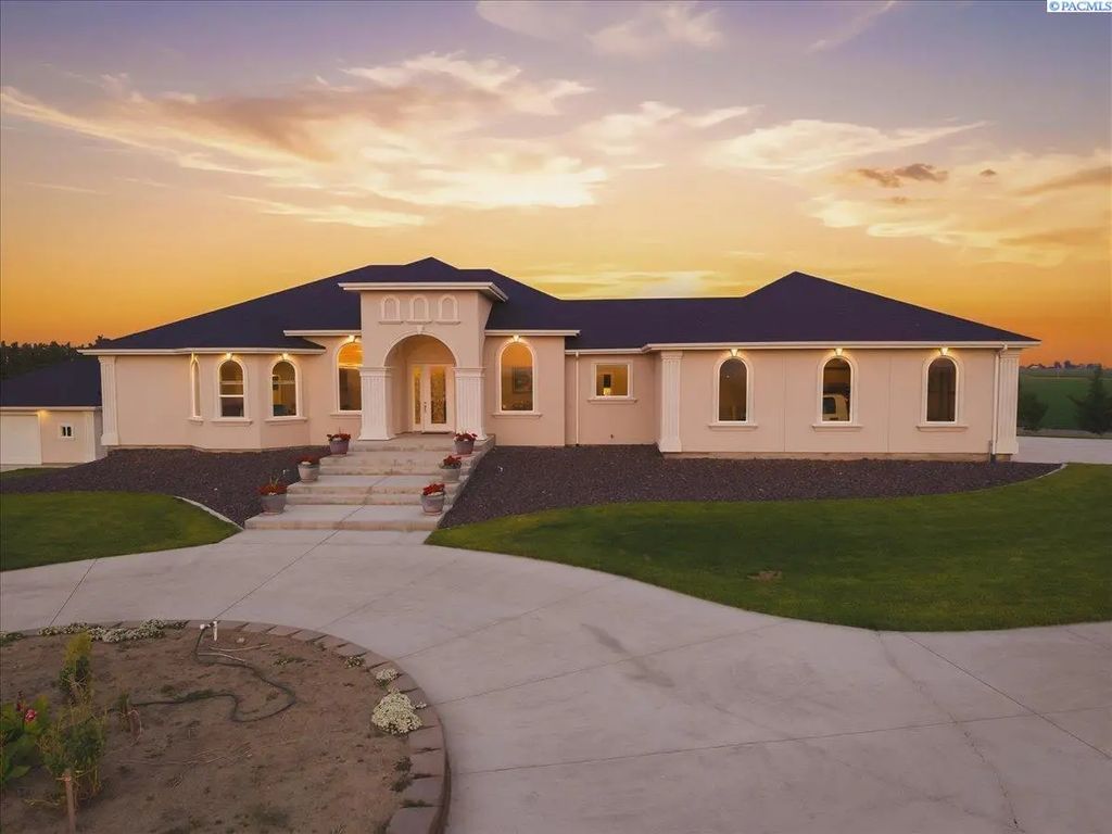 9270 Selph Landing Rd, Pasco