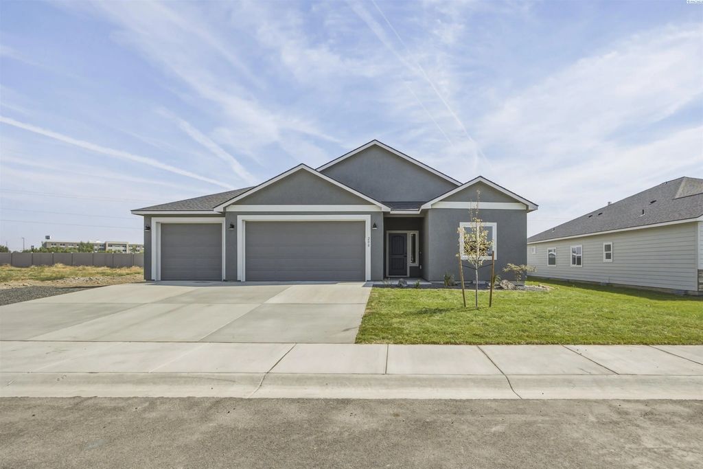 208 Scott Rd, Prosser