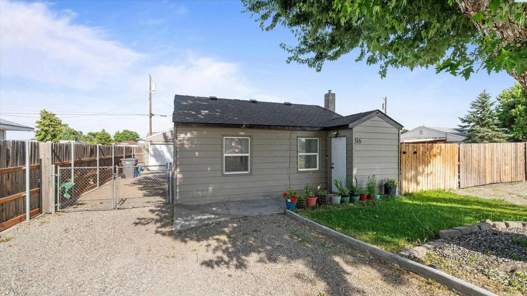 316 N Jefferson St, Kennewick