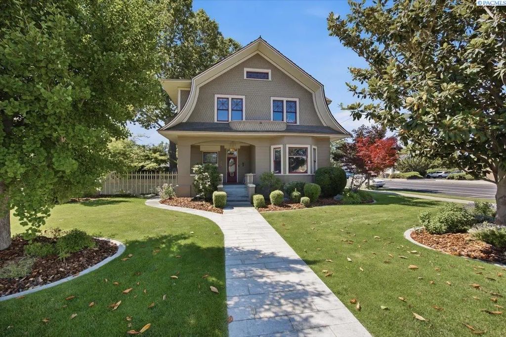 529 W Kennewick Ave, Kennewick
