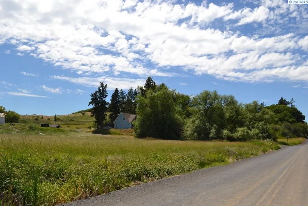 2201 Kitzmiller Road, Pullman