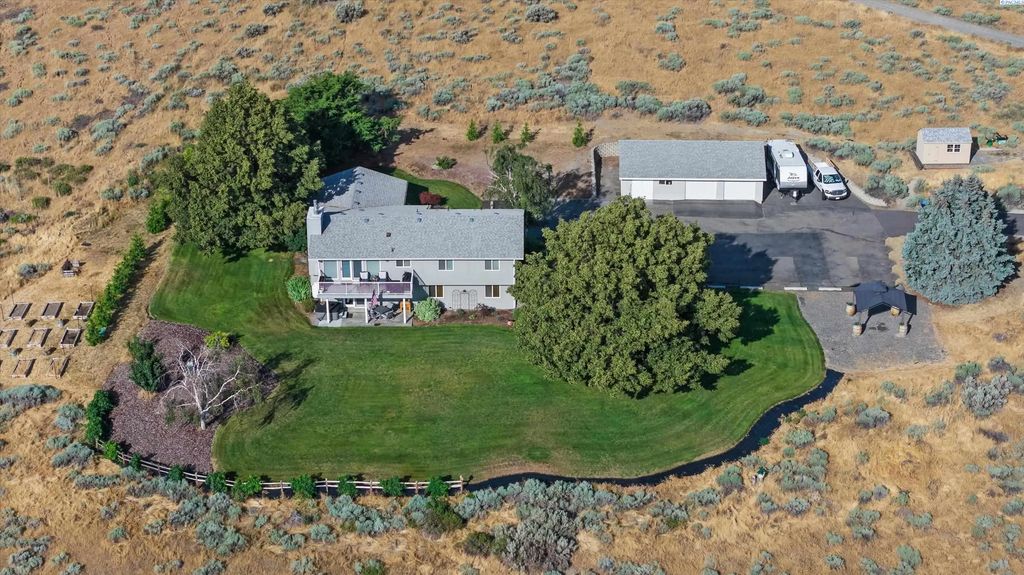 703 S 48th Ave, West Richland