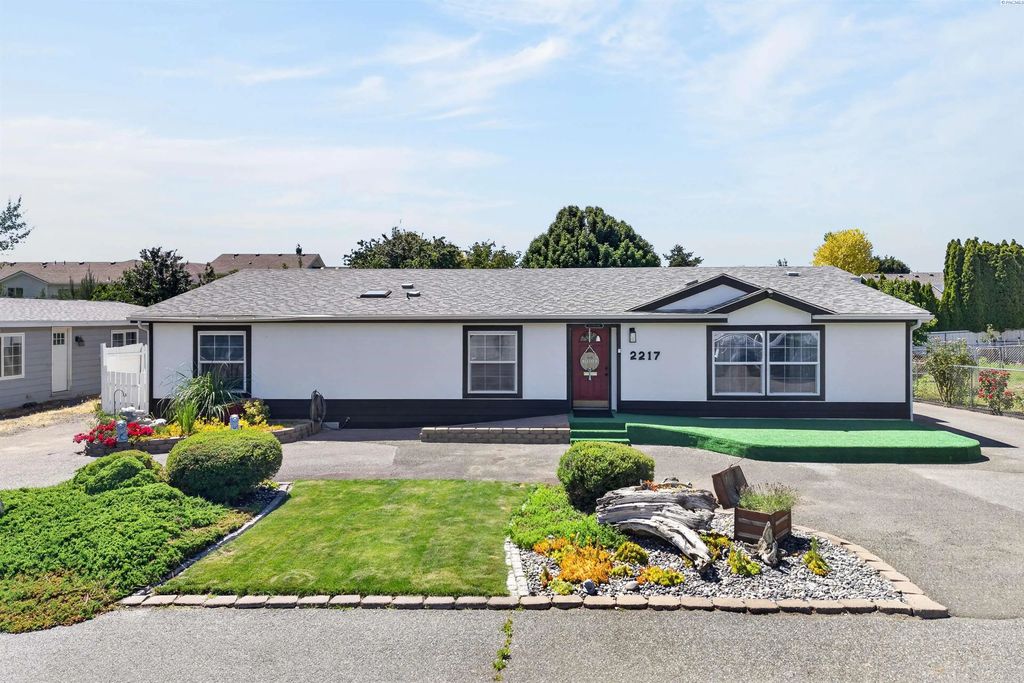 2217 Vermont Loop, Kennewick