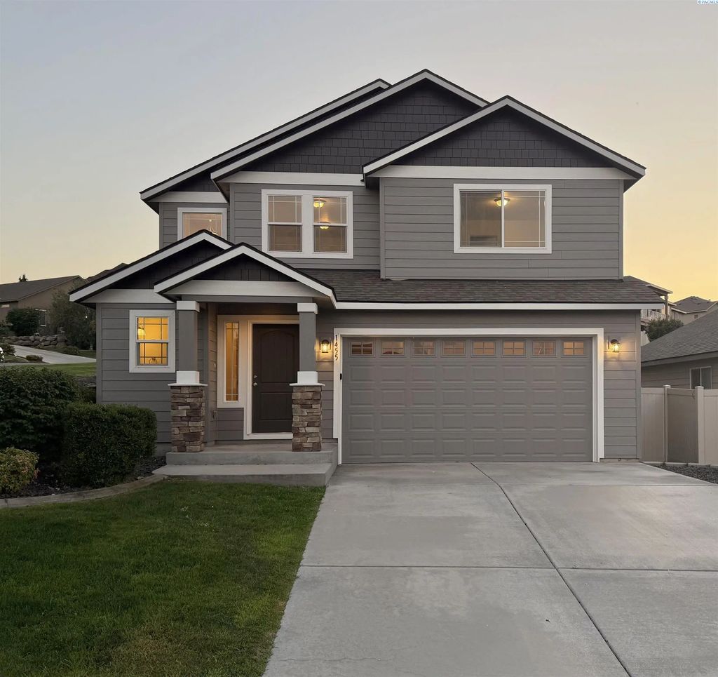 1455 Azalea Ave, Richland