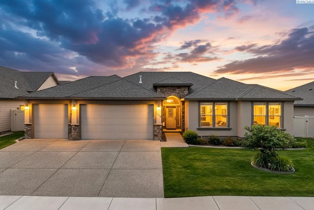 2853 Copperstone Street, Richland