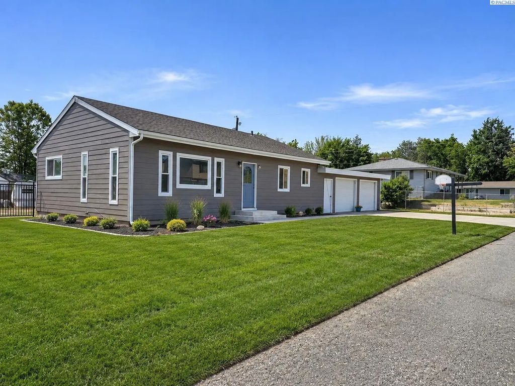 1312 S Hawthorne, Kennewick