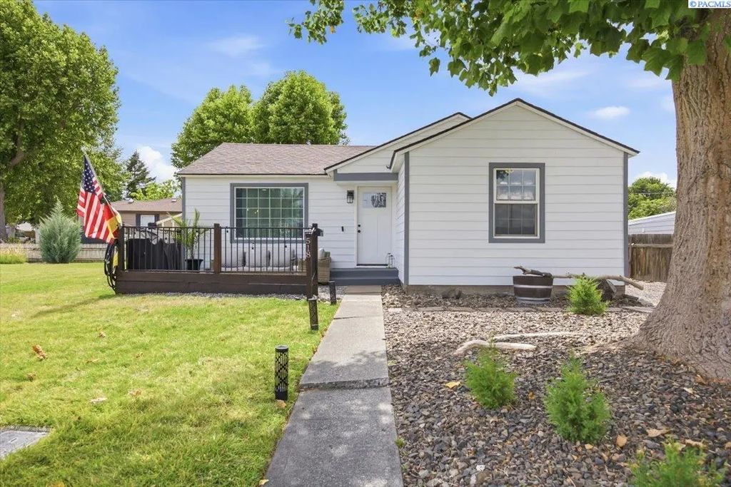 518 S Zillah Street, Kennewick