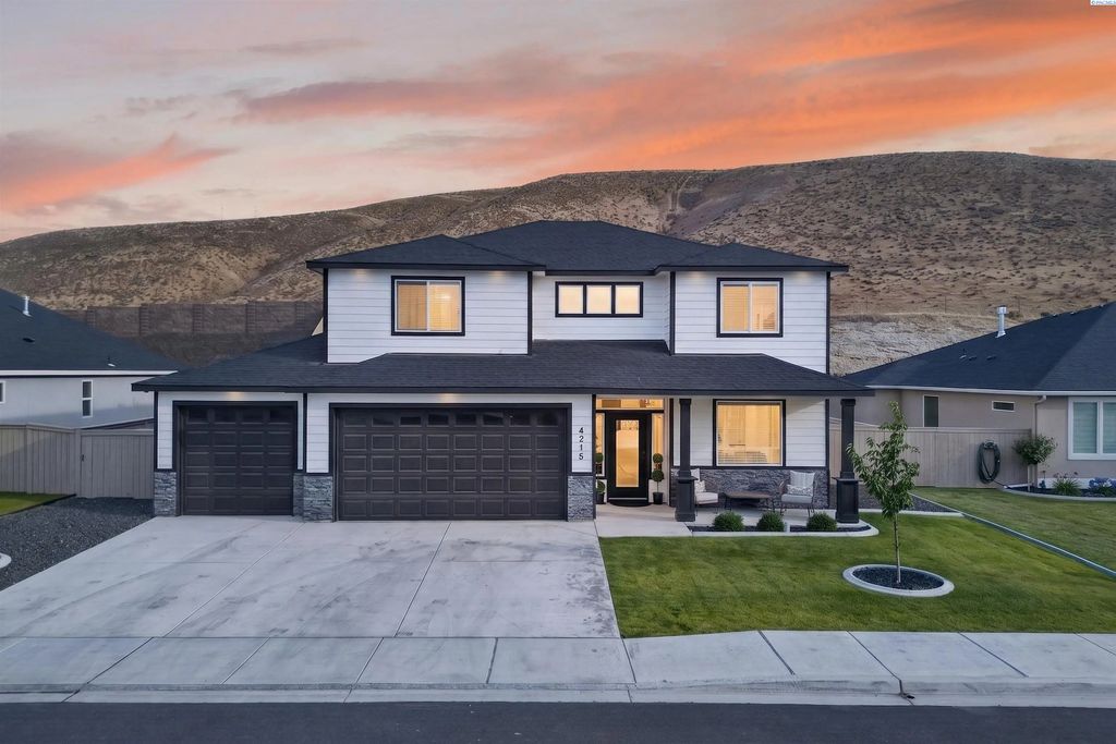4315 Cowlitz, Richland