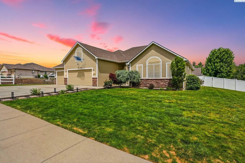 7601 W Washington Avenue, Yakima