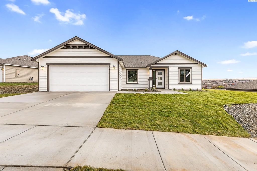 6557 W 29th Ct, Kennewick