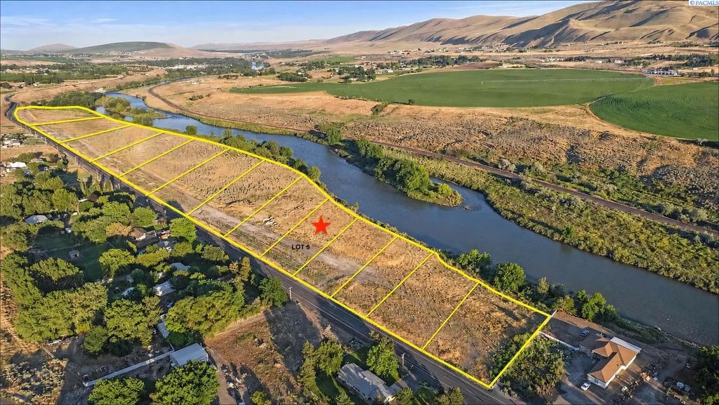 17973 W Old Inland Empire Hwy [lot 5], Benton City