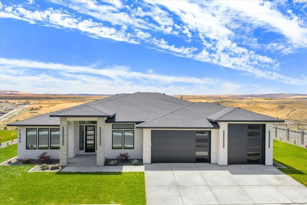 7505 W 23rd Ave, Kennewick