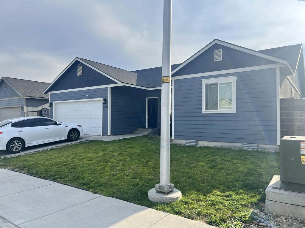 1621 Ayshire St, Sunnyside