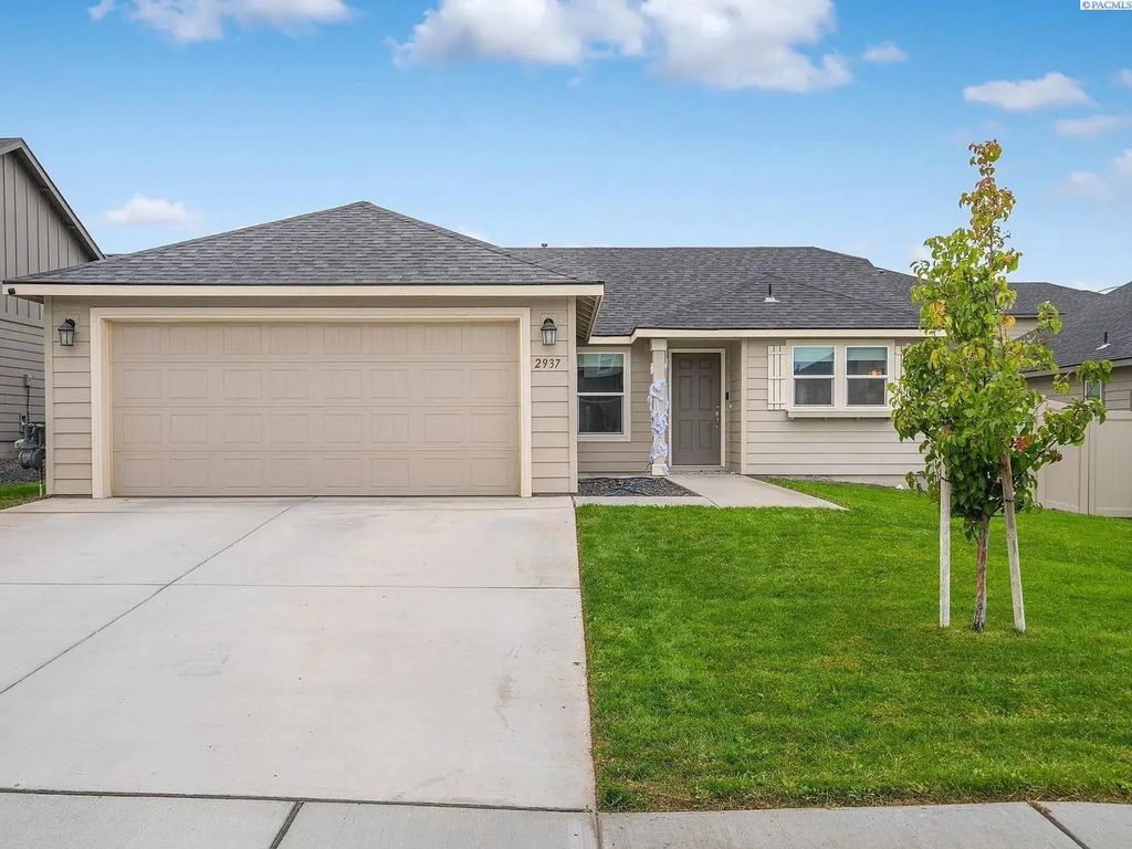 2937 Castle Rock Boulevard, Richland