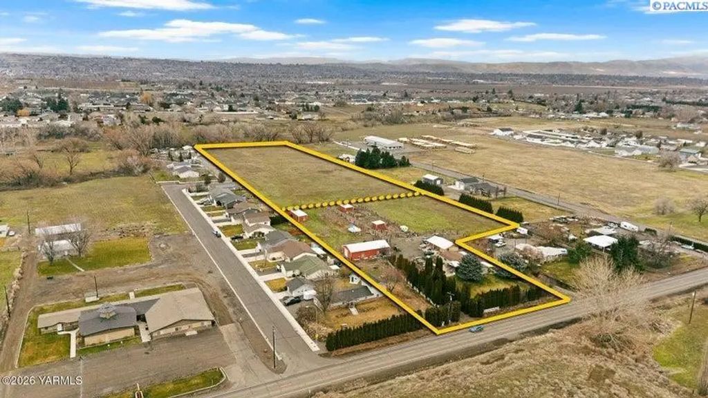 7703 Ahtanum Rd, Yakima
