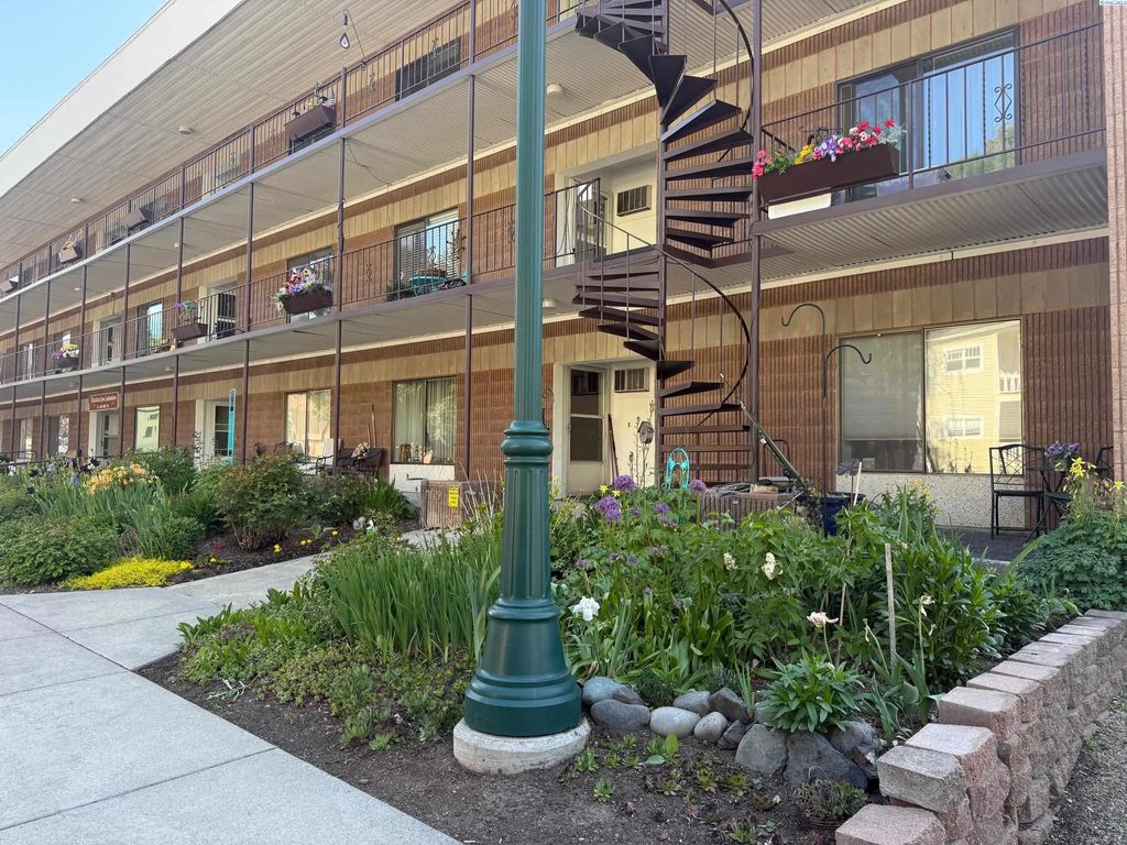 203 N Mill #307 307, Colfax