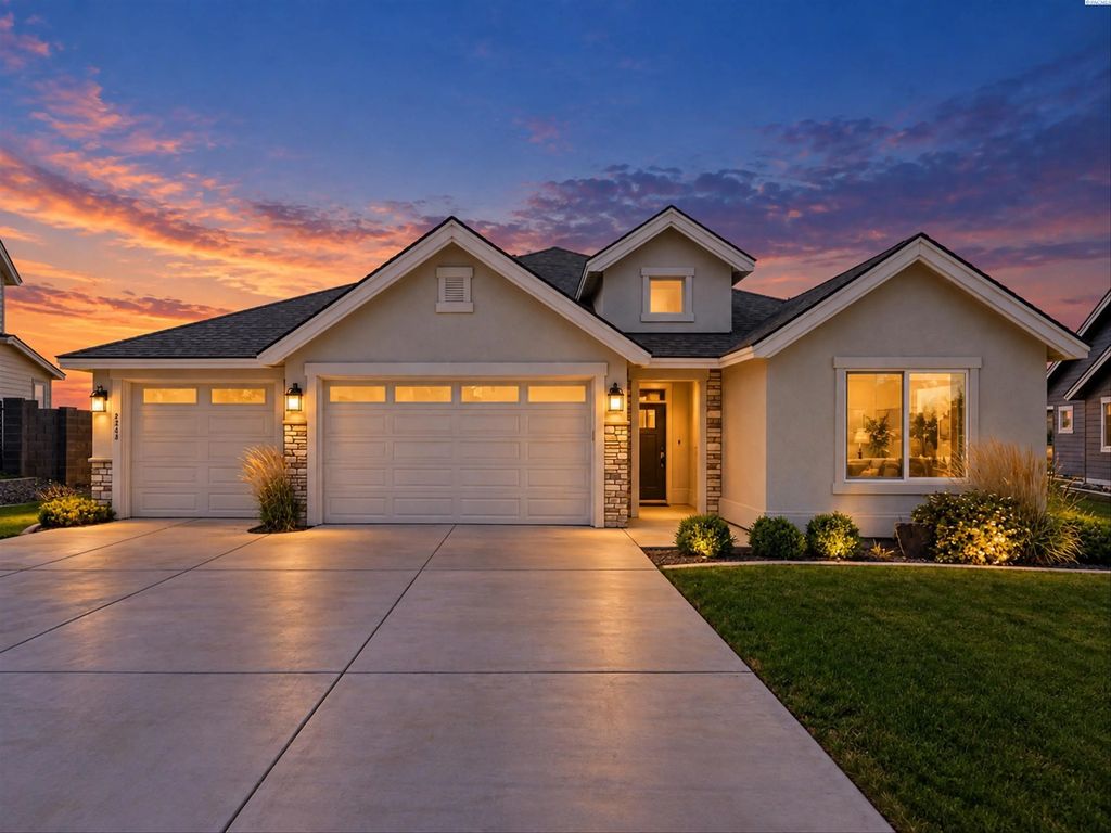 2243 Legacy Lane, Richland