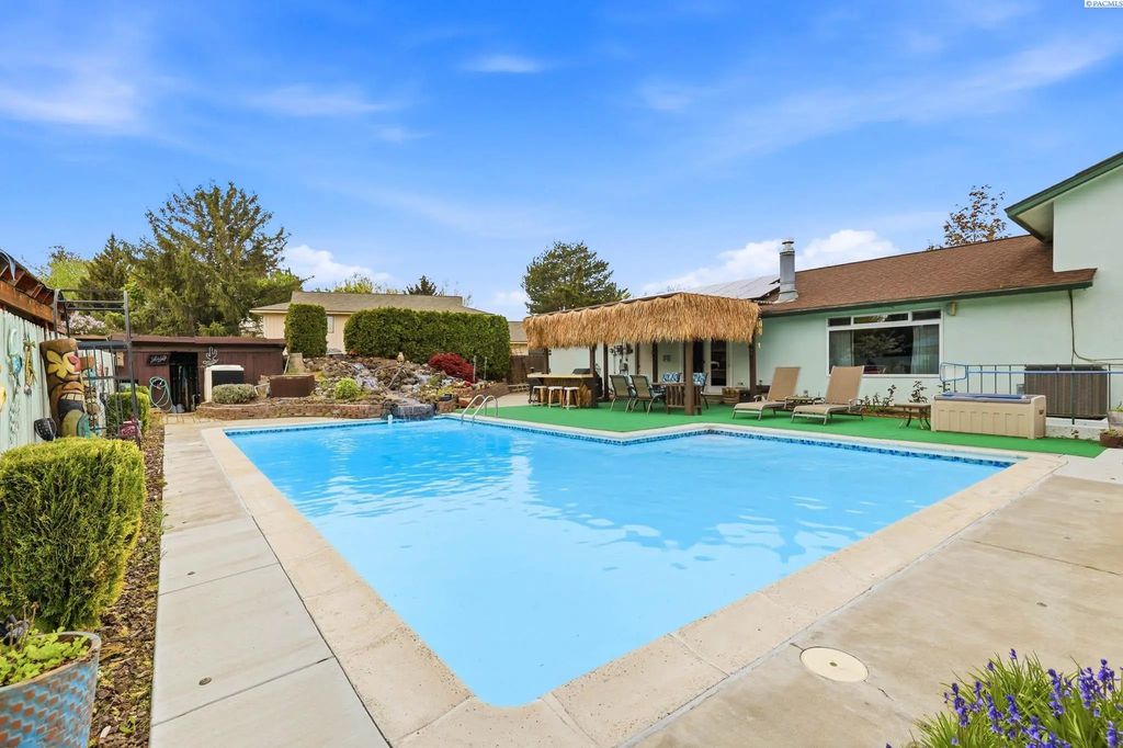 800 N Reed Pl, Kennewick