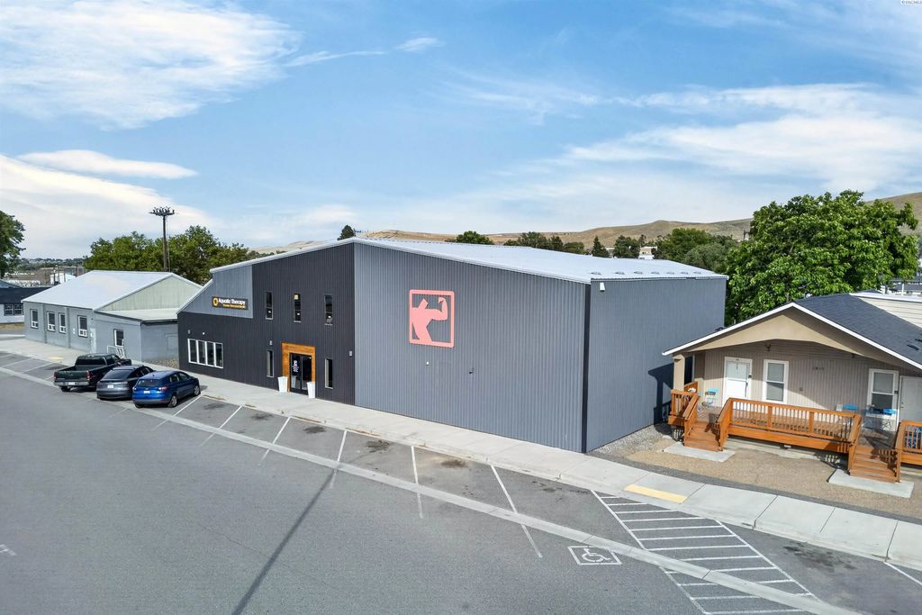 1419 Sheridan Ave, Prosser