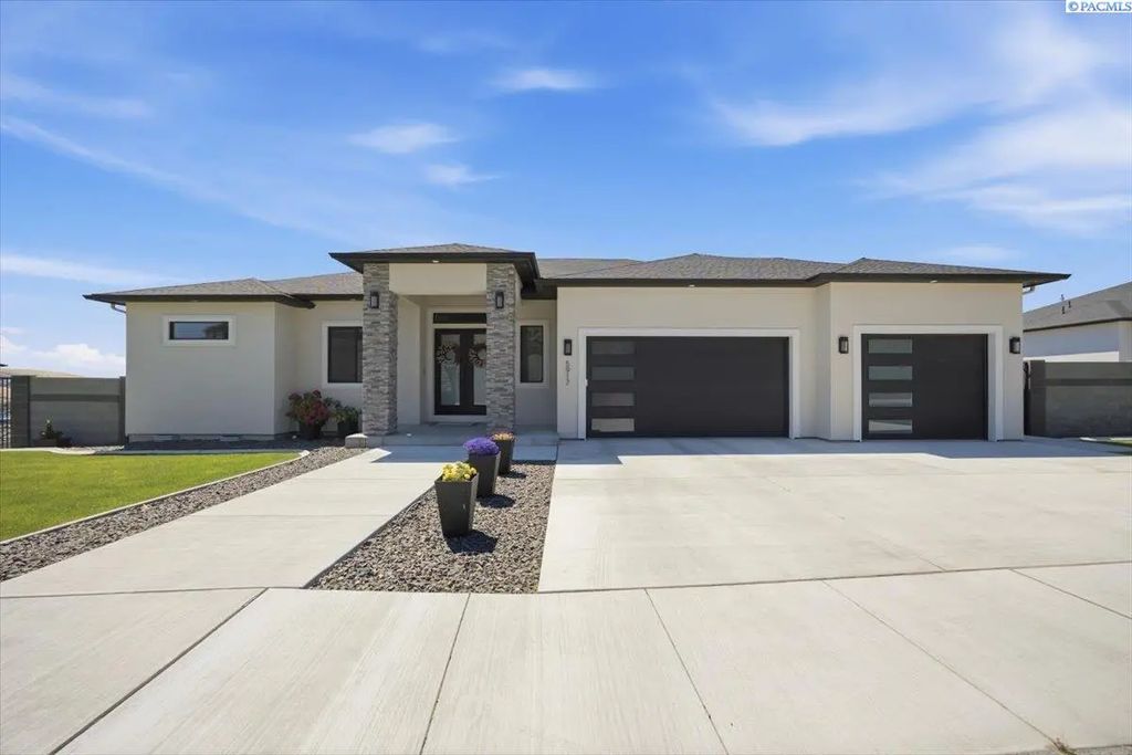 5917 W 28th, Kennewick