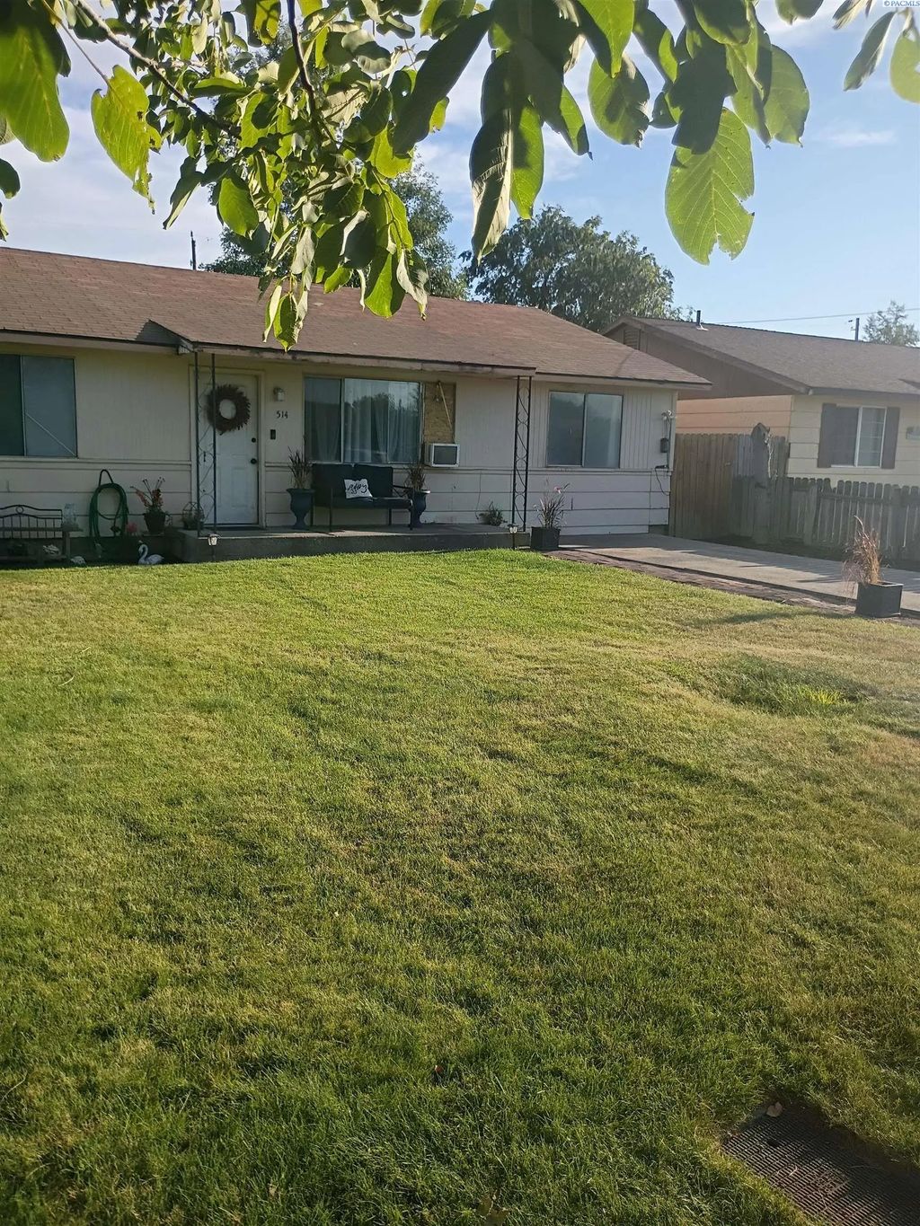 514 T Cedar St, Mabton