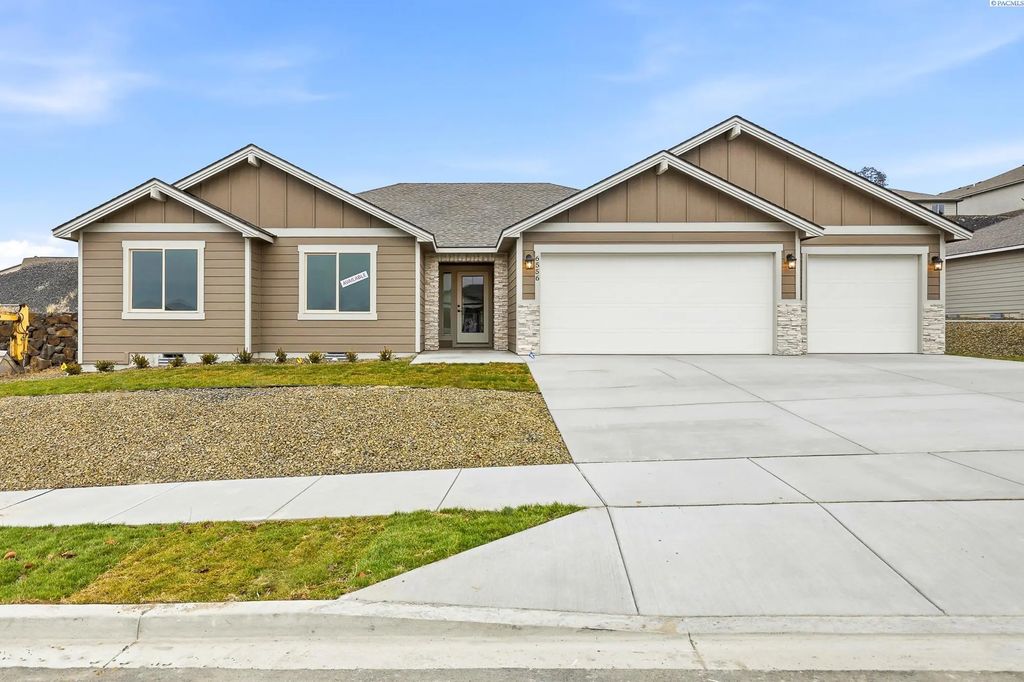6556 W 29th Ct, Kennewick