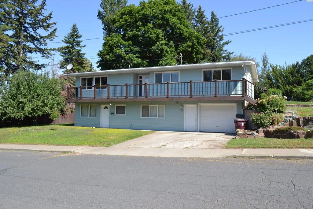 1205 Nw Clifford St., Pullman