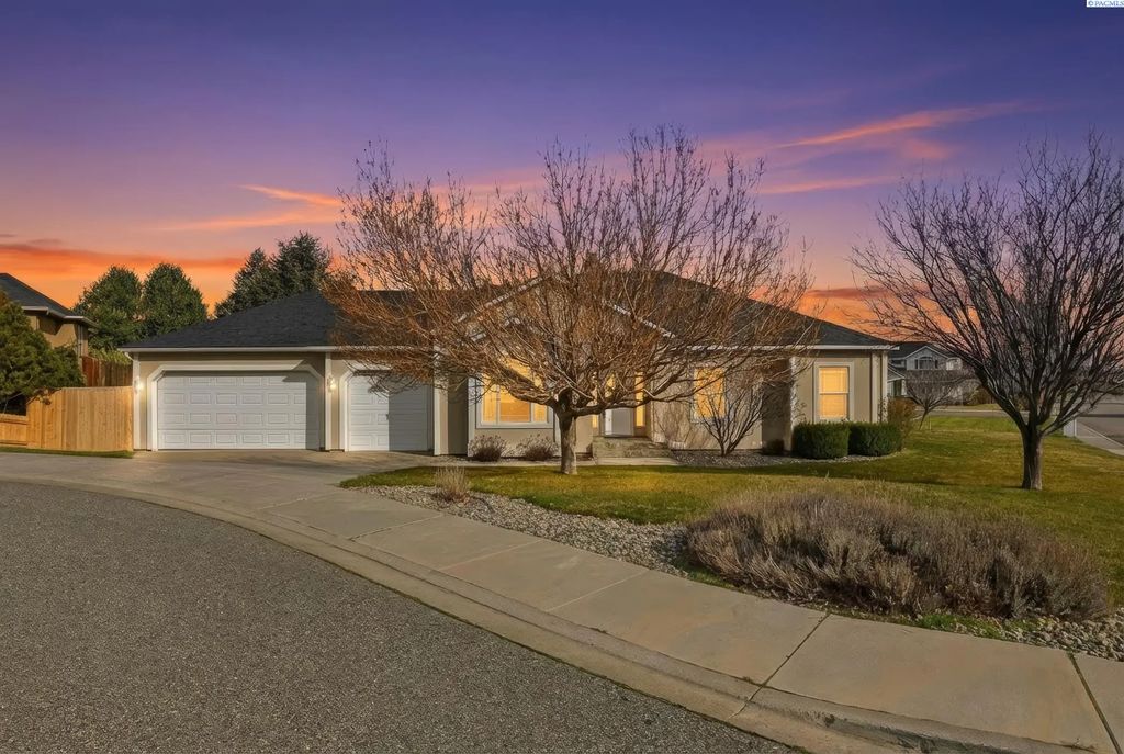 1173 Kensington Way, Richland