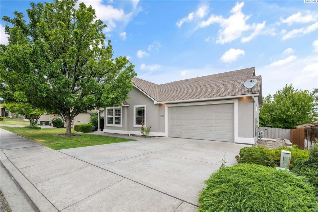 3706 S Johnson St., Kennewick