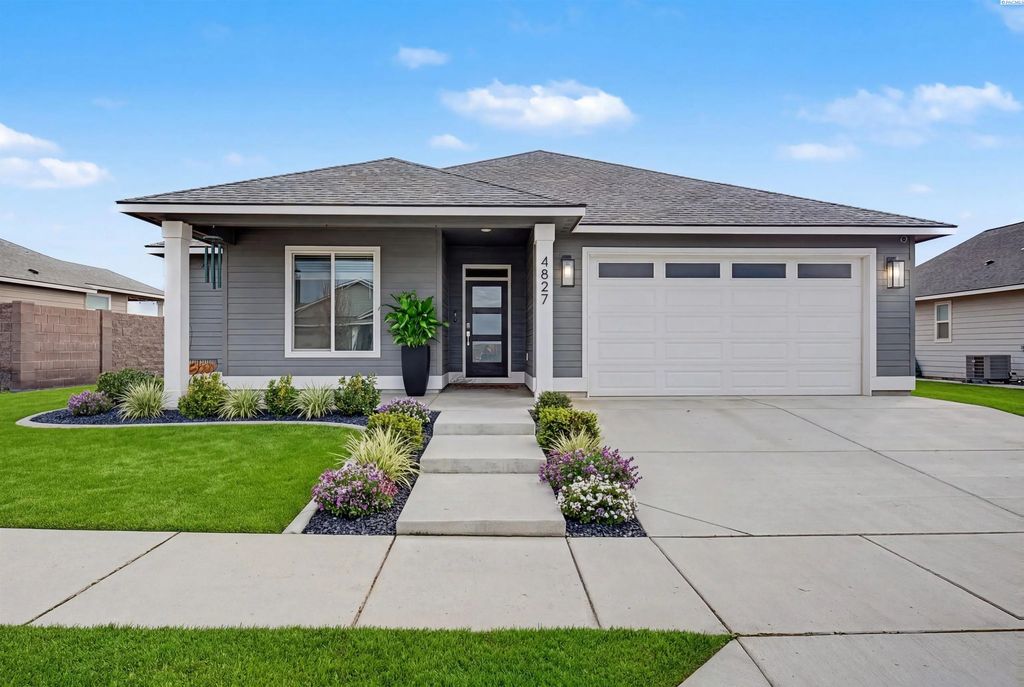 4827 Village View St, Richland