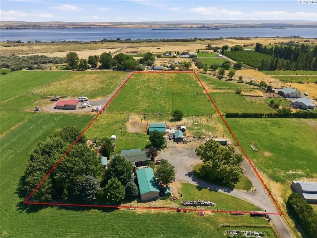 246006 E 672 Pr Se, Kennewick
