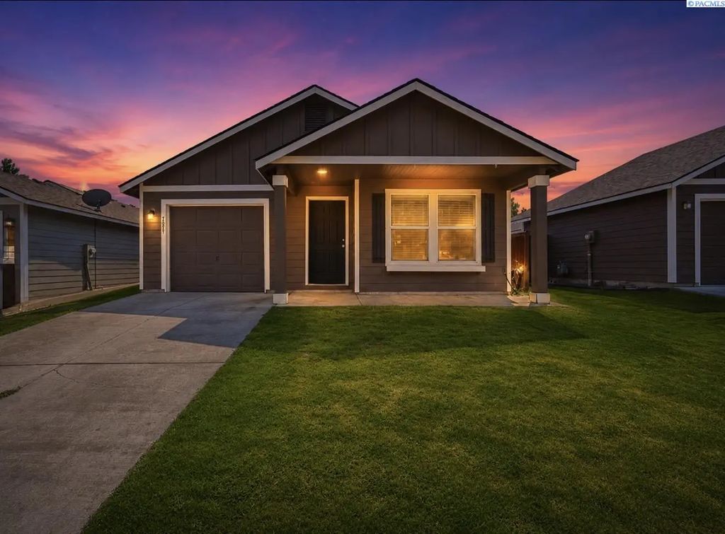 7821 W 6th Ave., Kennewick