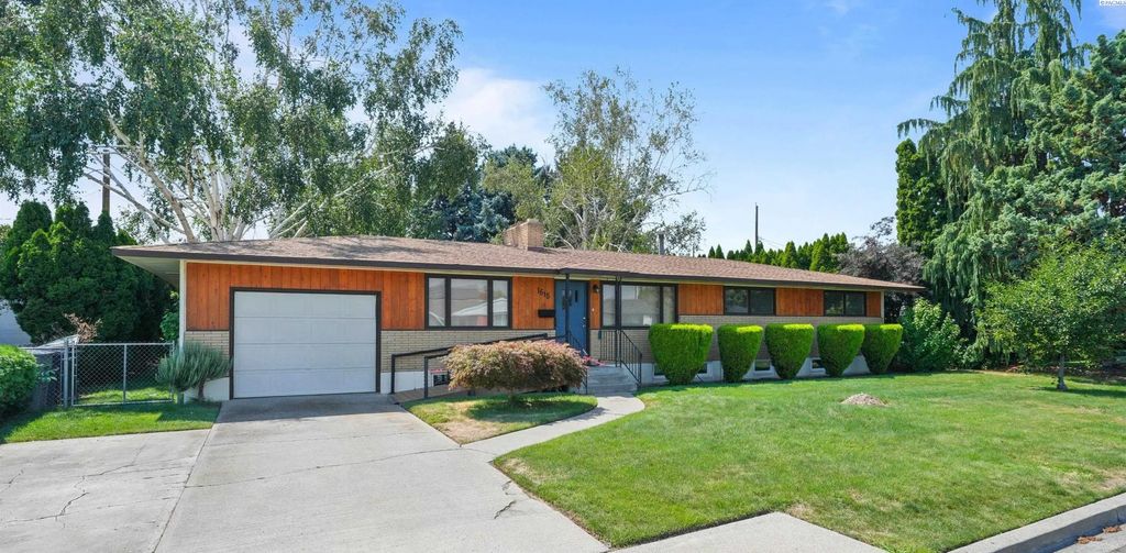 1615 Goethals Drive, Richland