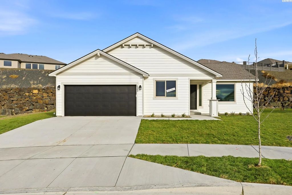 6484 W 29th Ct, Kennewick