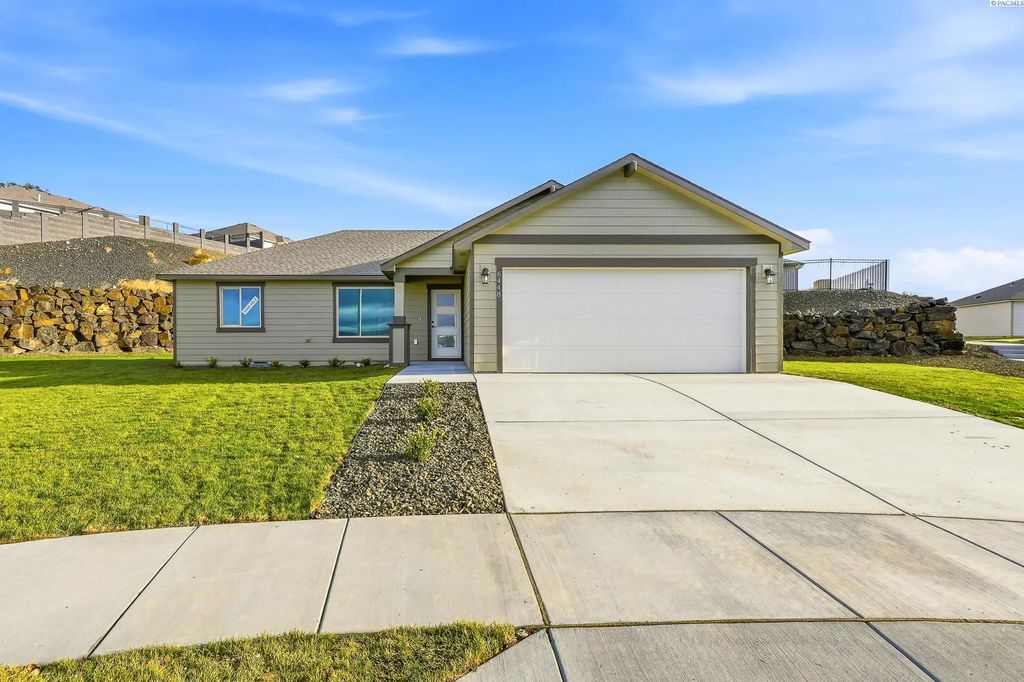 6448 W 29th Ct, Kennewick