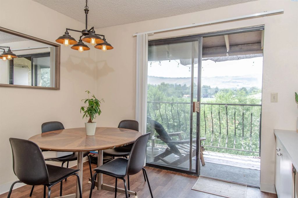 303 Gage Blvd, Unit 324 324, Richland