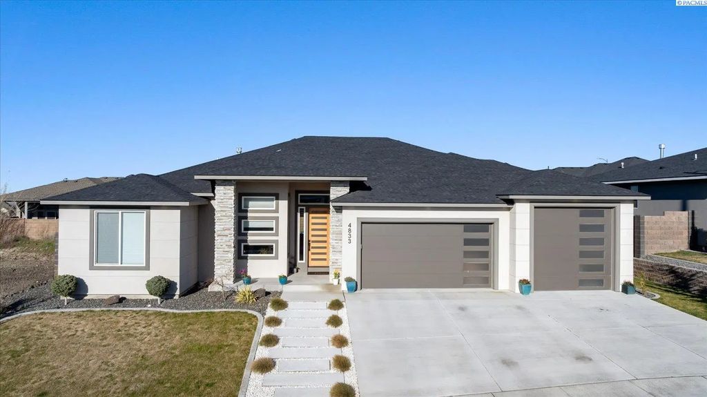 4833 S Reed Street, Kennewick