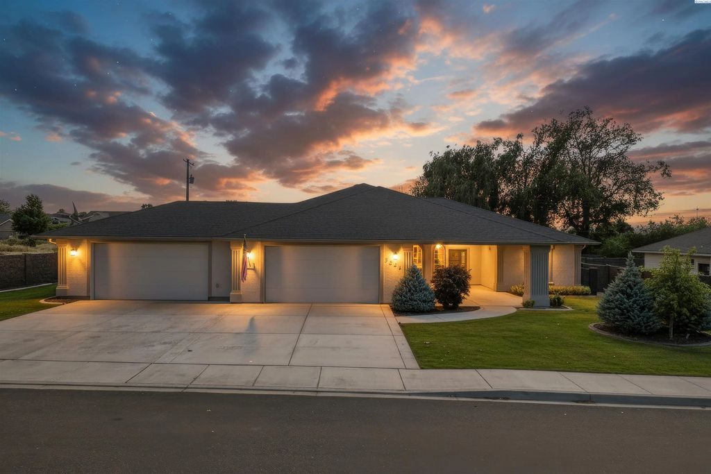 3221 Road 71st Place, Pasco