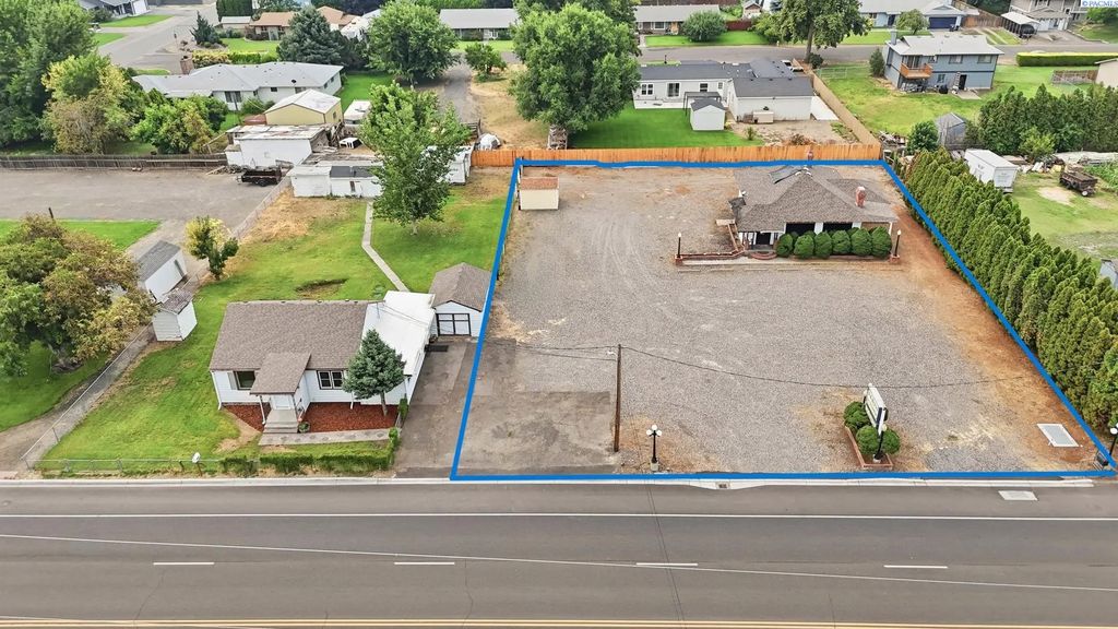 4418 W Court Street, Pasco