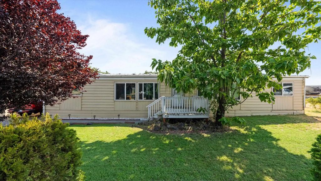 520 Grosscup Blvd, West Richland