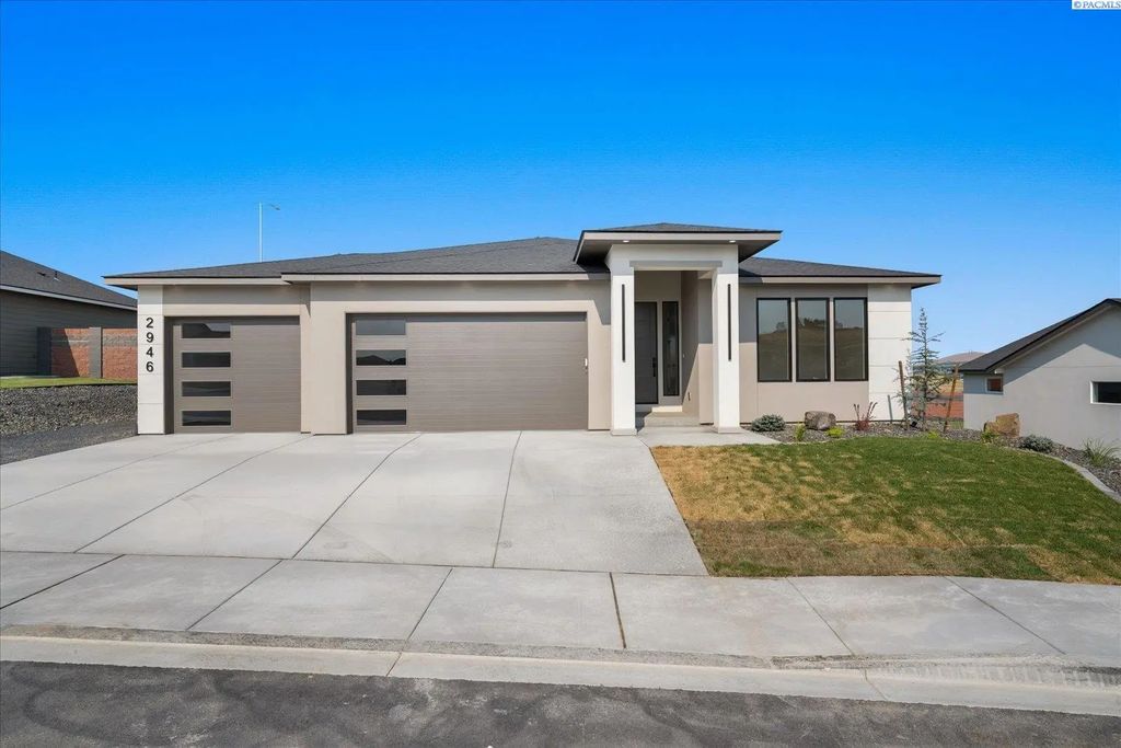 2946 S Belfair St., Kennewick