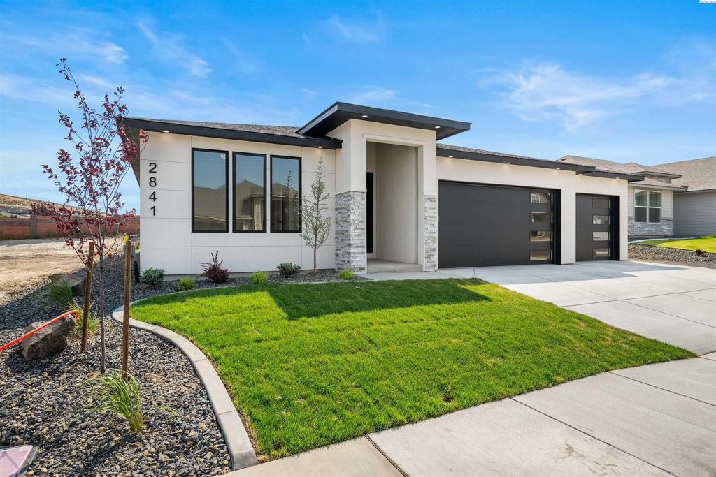 2841 S Alaska, Kennewick