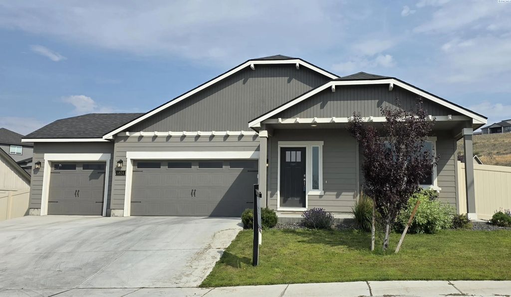 6824 W 27th Ave, Kennewick