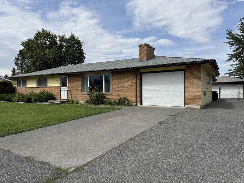 3903 W Nixon St, Pasco