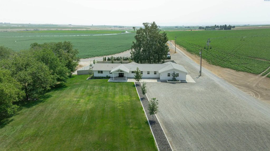 1181 W Sagemoor, Pasco